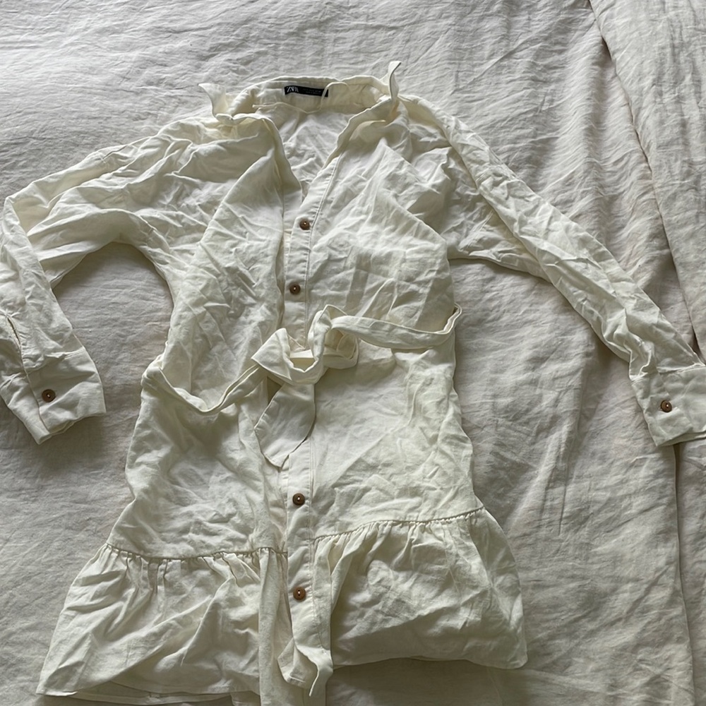 Zara white button down long sleeve dress
